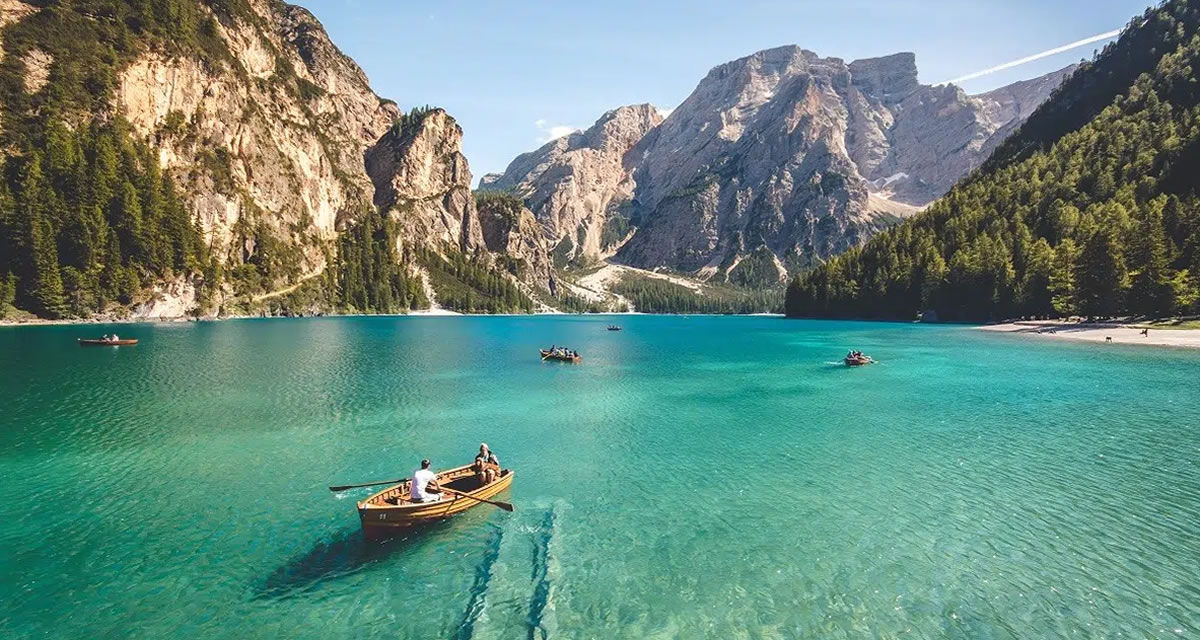 4 Travel Sites to Visit to Save Big when Booking